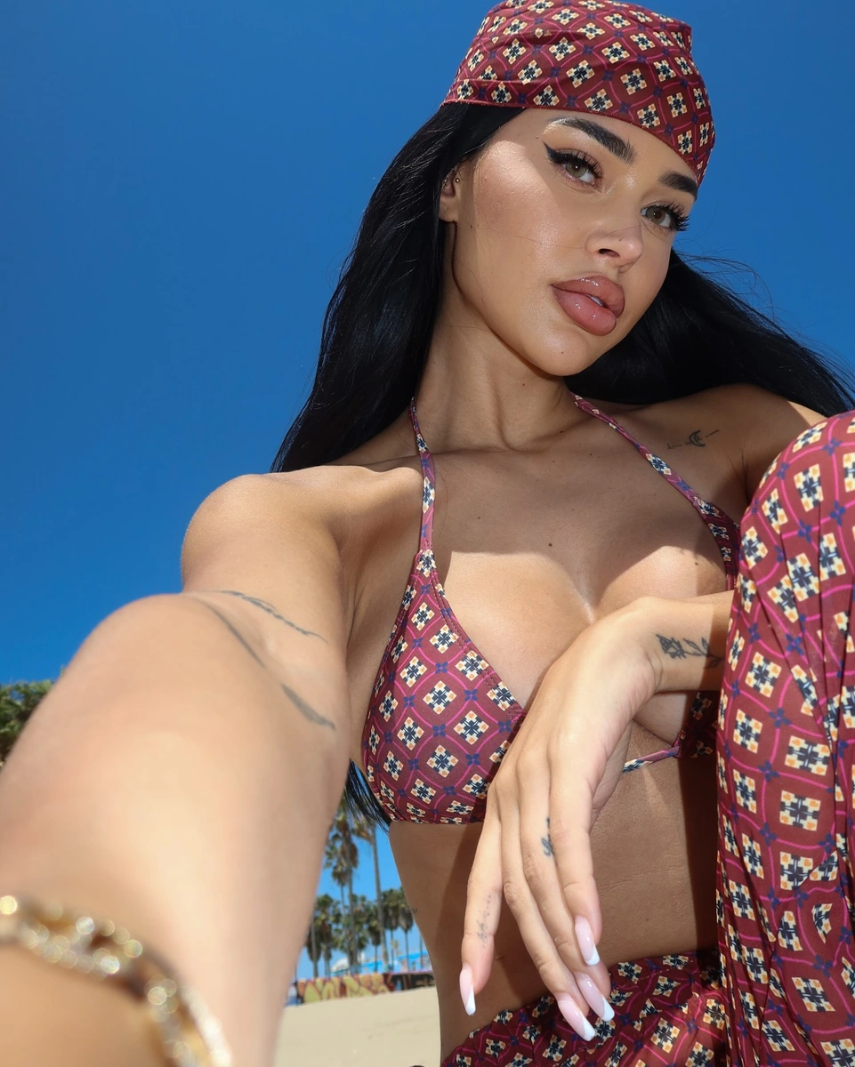 Малика эскорт в городе Минск